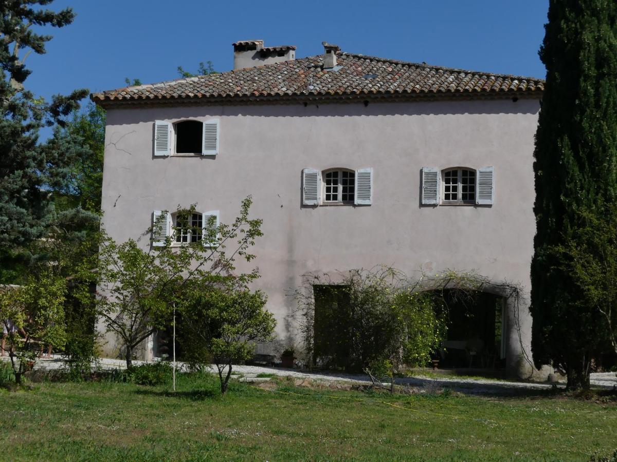 Le Charme D'Une Vieille Bastide Provencale Solliès-Pont Exteriör bild